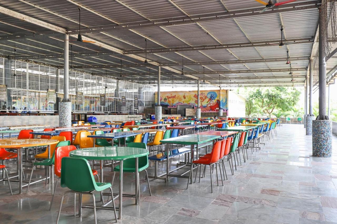 Capital O 49279 Chhab Chhaba Chhab Water Fun Park & Resort Damka ภายนอก รูปภาพ